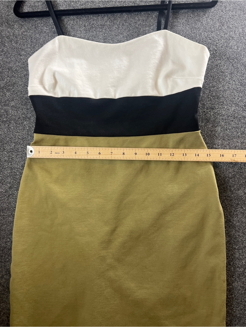 Banana Republic Colorblock Ponte Sheath Dress  Olive Green Black White Size 8 - Picture 8 of 10